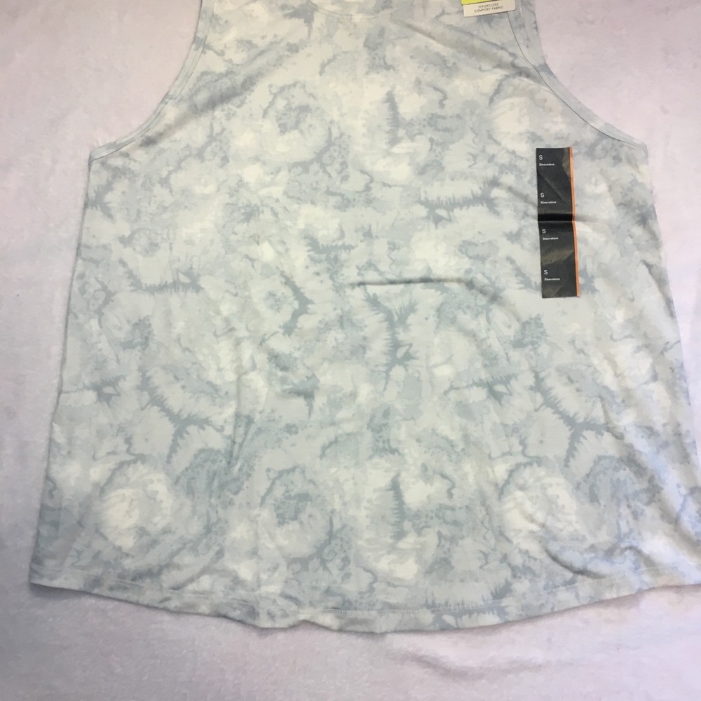 NWT Womems All‎ in motion tank top S - Picture 2 of 5